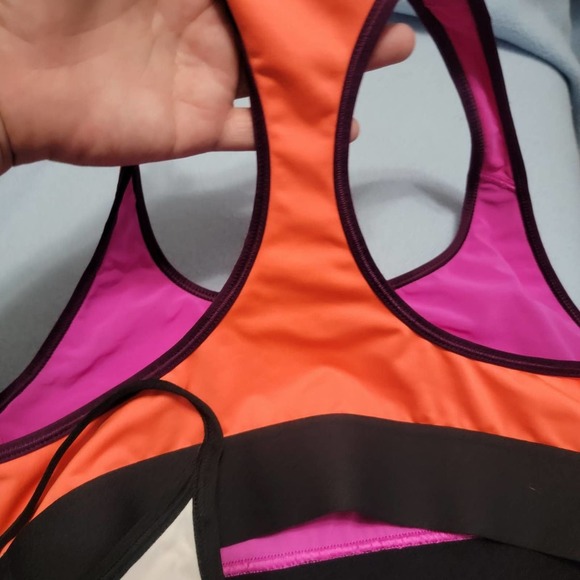 ×2 M Victoria's secret PINK ultimate no‎ sports bra & victoria sport racerback - Picture 7 of 11